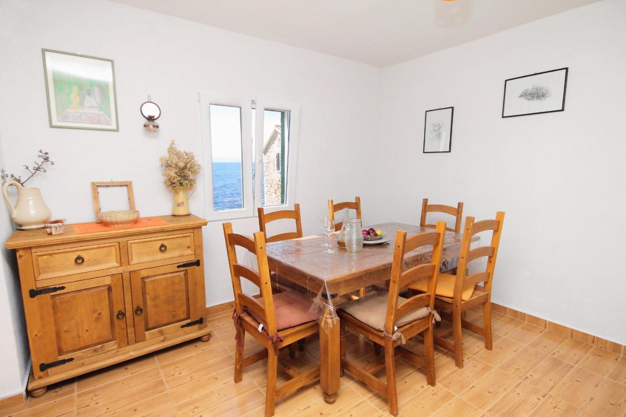 Seaside House For Families With Children Cove Tvrdni Dolac, Hvar - 2057 Gdinj Buitenkant foto